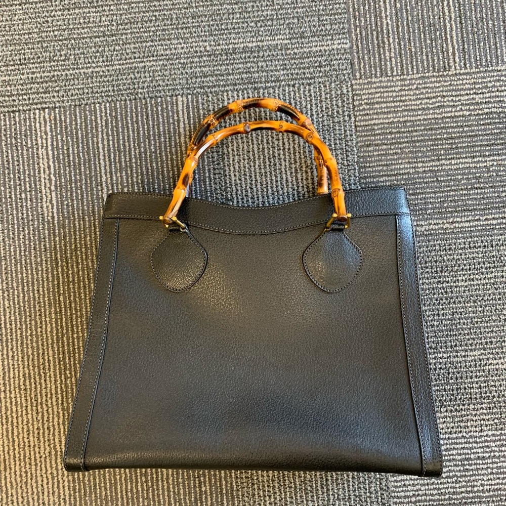 GUCCI Diana Medium Leather Tote - Picture 2 of 16